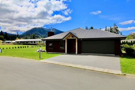 Photo of property in 5 Keats Place, Hanmer Springs, 7334