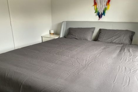 Photo of property in 72 Gallony Avenue, Massey, Auckland, 0614