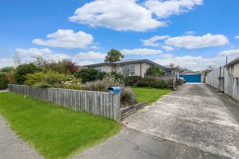 Photo of property in 16 Renfrew Street, Upper Riccarton, Christchurch, 8041