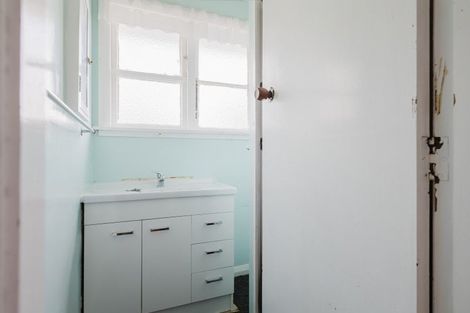 Photo of property in 21 Huxley Street, Pahiatua, 4910