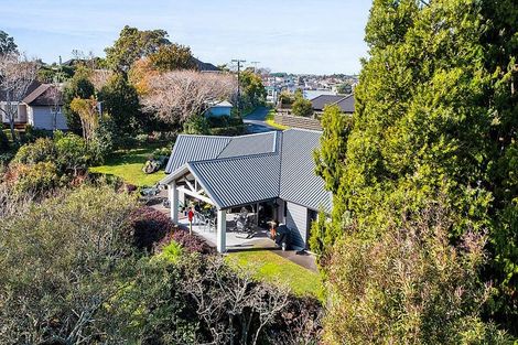 Photo of property in 184b Seaview Road, Westown, New Plymouth, 4310