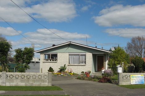 Photo of property in 21c Flower Street, Bulls, 4818