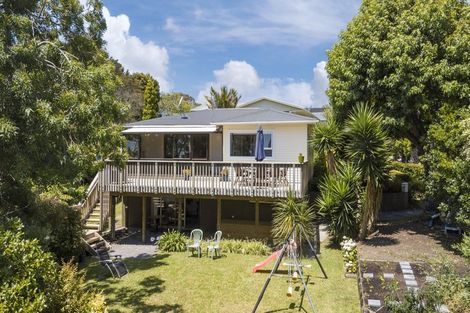 Photo of property in 41 Valley View Road, Glenfield, Auckland, 0629