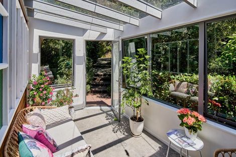 Photo of property in 60 Pomare Road, Tirohanga, Lower Hutt, 5010