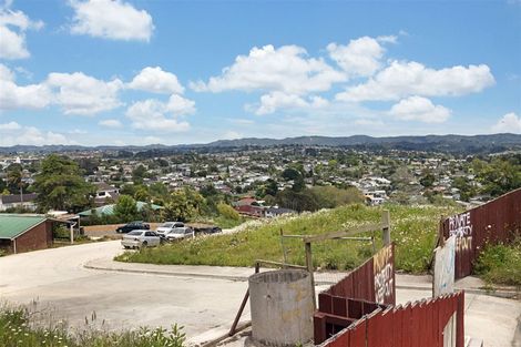 Photo of property in 24 Gordon Stanley Drive, Massey, Auckland, 0614