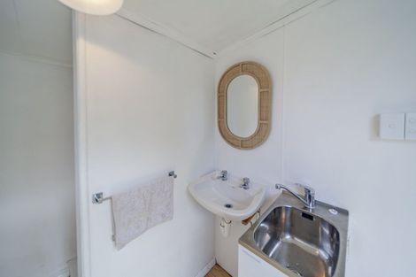 Photo of property in 8 Chaucer Road, Hospital Hill, Napier, 4110