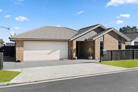Photo of property in 9 Waikaka Place, Rototuna North, Hamilton, 3210