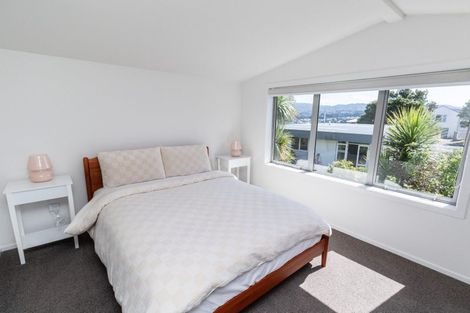 Photo of property in 23a Akaroa Drive, Maupuia, Wellington, 6022
