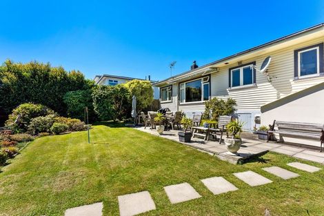 Photo of property in 10 Elizabeth Street, Pukerua Bay, 5026
