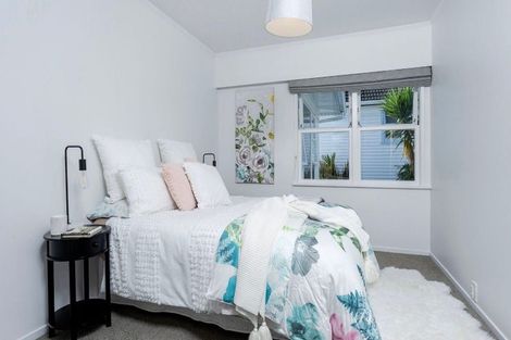Photo of property in 6 Monarch Avenue, Hillcrest, Auckland, 0627