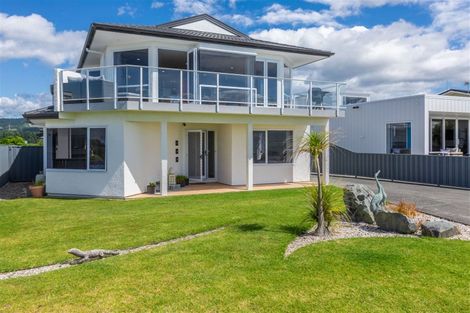 Photo of property in 134 North Shore Road, Eskdale, Napier, 4182