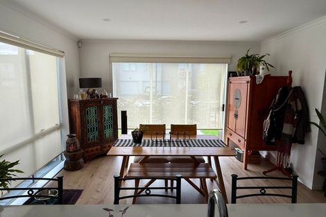 Photo of property in 20 Ambar Ridge Avenue, Massey, Auckland, 0614