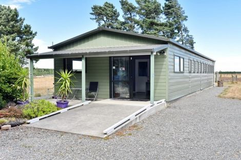 Photo of property in 227 Burnham Road, Burnham, 7600