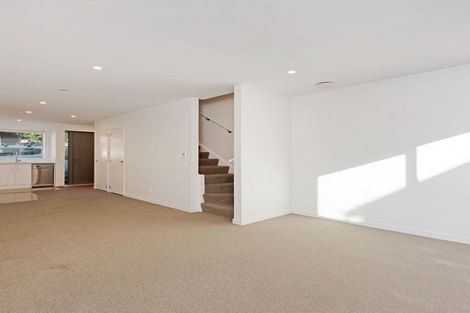 Photo of property in 3/24 Princess Terrace, Newtown, Wellington, 6021