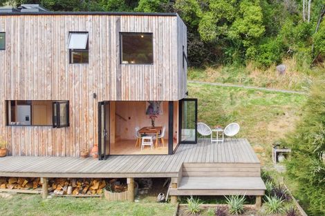 Photo of property in 41 Aylmers Valley Road, Akaroa, 7520