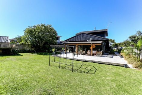 Photo of property in 23 Linda Street, Oakura, 4314