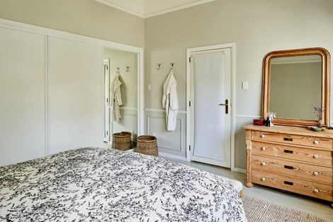 Photo of property in 15 Konini Street, Eastbourne, Lower Hutt, 5013