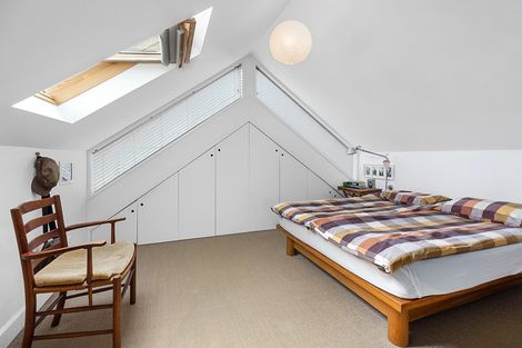 Photo of property in 118 Elizabeth Street, Mount Victoria, Wellington, 6011