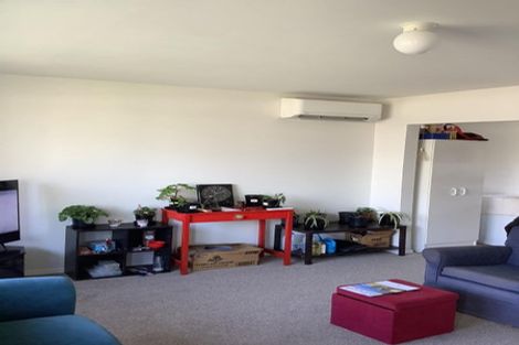 Photo of property in 2/451 Hereford Street, Linwood, Christchurch, 8011