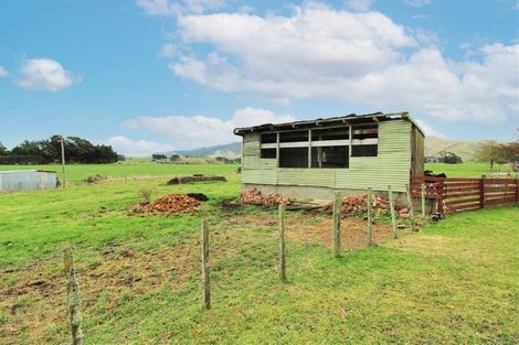 Photo of property in 587 South Rd2, Eketahuna, 4994