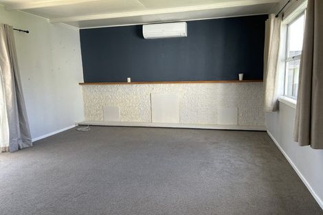 Photo of property in 16 Julia Street, Pahiatua, 4910