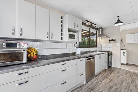 Photo of property in 1/21 Sarajevo Place, Massey, Auckland, 0614