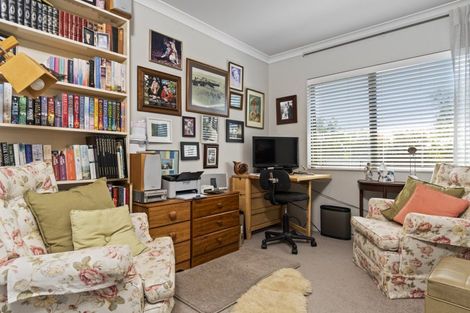 Photo of property in 7a Ridgemount Terrace, Welcome Bay, Tauranga, 3112