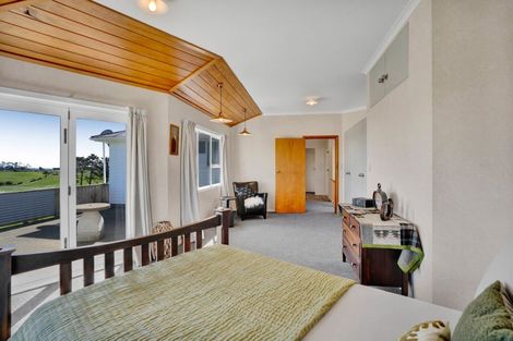 Photo of property in 84 Ohanga Road, Onaero, Waitara, 4383