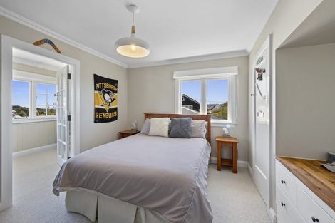 Photo of property in 26 Baring Terrace, Strandon, New Plymouth, 4312