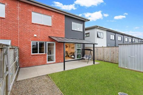 Photo of property in 16 Gilbert Hall Way, Swanson, Auckland, 0614