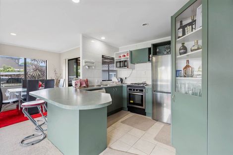 Photo of property in 2/83 Park Avenue, Papatoetoe, Auckland, 2025