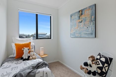 Photo of property in 54 Pepene Avenue, Takanini, 2112