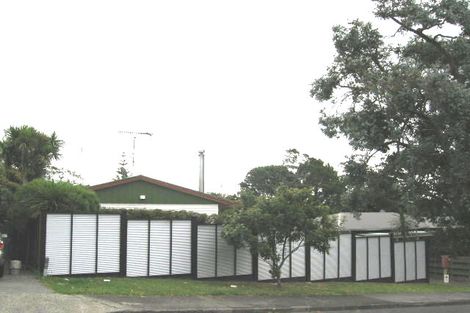 Photo of property in 40 Paramu Avenue, Birkdale, Auckland, 0626