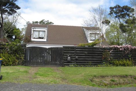 Photo of property in 63 Ferry Parade, Herald Island, Auckland, 0618