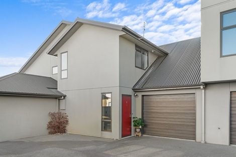 Photo of property in 2/38 Brockworth Place, Riccarton, Christchurch, 8011