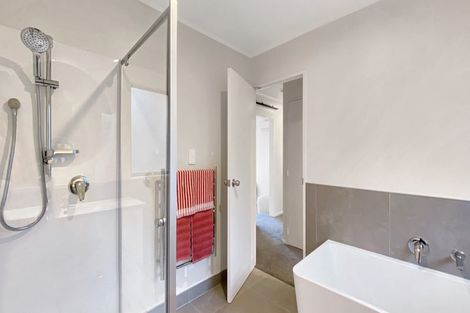 Photo of property in 23 Ian Sage Avenue, Torbay, Auckland, 0630