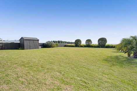 Photo of property in 17a Dolphin Parade, Bell Block, New Plymouth, 4312