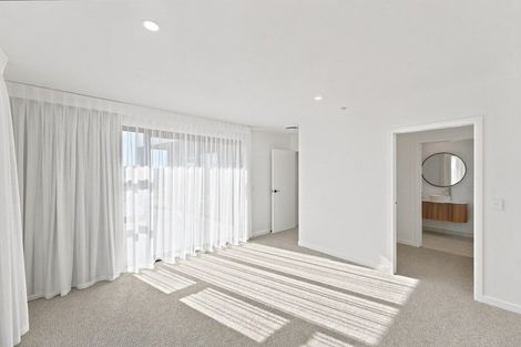 Photo of property in 13b Cunningham Lane, Kaitake, Oakura, 4374