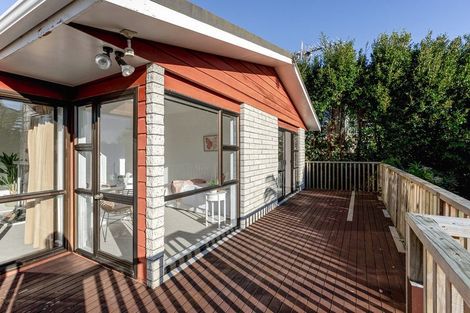 Photo of property in 16 Huia Street, Waikanae, 5036