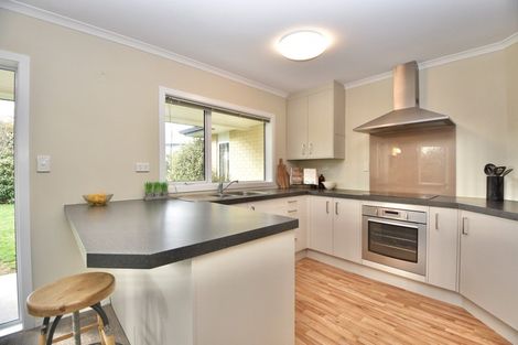 Photo of property in 4 Tararua Crescent, Carterton, 5713