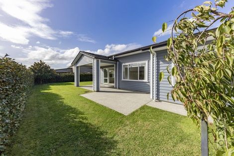 Photo of property in 41 Pohutukawa Parade, Riverhead, 0820