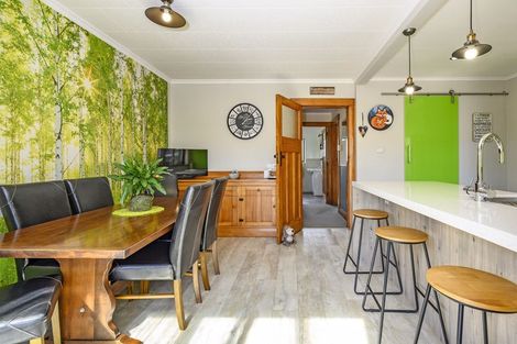 Photo of property in 76 Brooklands Road, Brooklands, New Plymouth, 4310