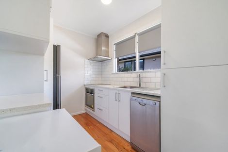 Photo of property in 6/2 Saltburn Road, Milford, Auckland, 0620