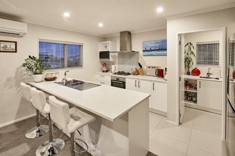 Photo of property in 10 Trelawny Terrace, Grenada Village, Wellington, 6037