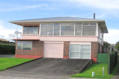 Photo of property in 3/12 The Parade, Bucklands Beach, Auckland, 2012