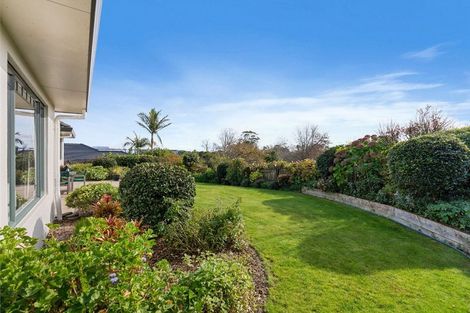 Photo of property in 12 Mohill Place, East Tamaki Heights, Auckland, 2016