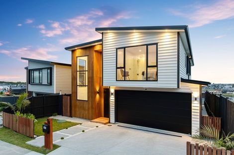 Photo of property in 54 Kumukumu Road, Long Bay, Auckland, 0630