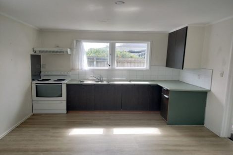 Photo of property in 20 Gambare Place, Wattle Downs, Auckland, 2103