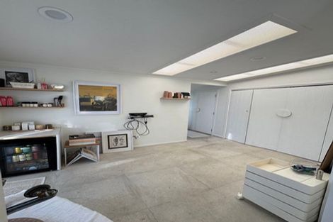 Photo of property in 55 Sunset Road, Totara Vale, Auckland, 0632