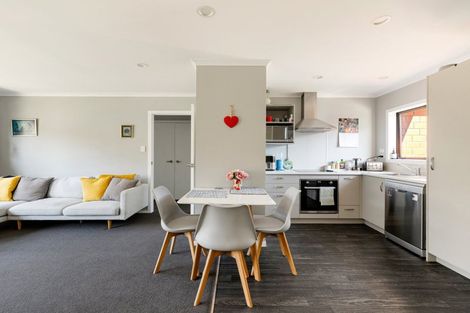 Photo of property in 1 Cosmith Lane, Dinsdale, Hamilton, 3204